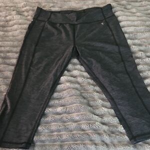 Black DANSKIN Athletic Capri Leggings